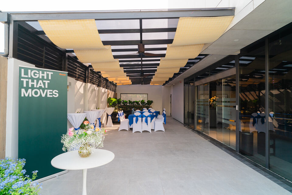 Lighthub opening