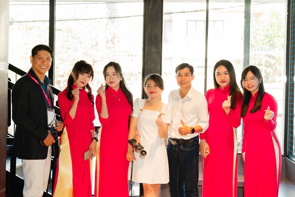 Lighthub opening