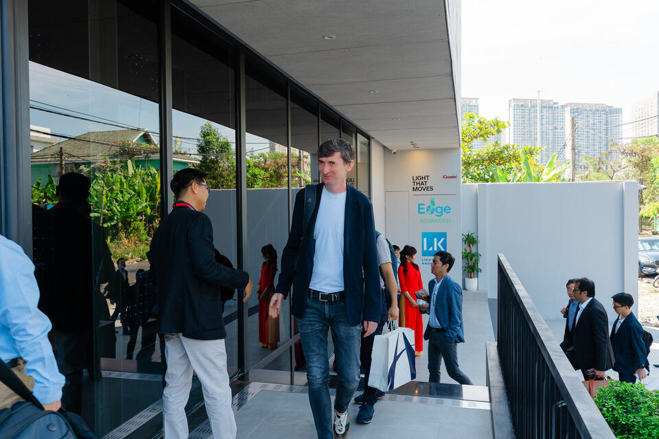 Lighthub opening