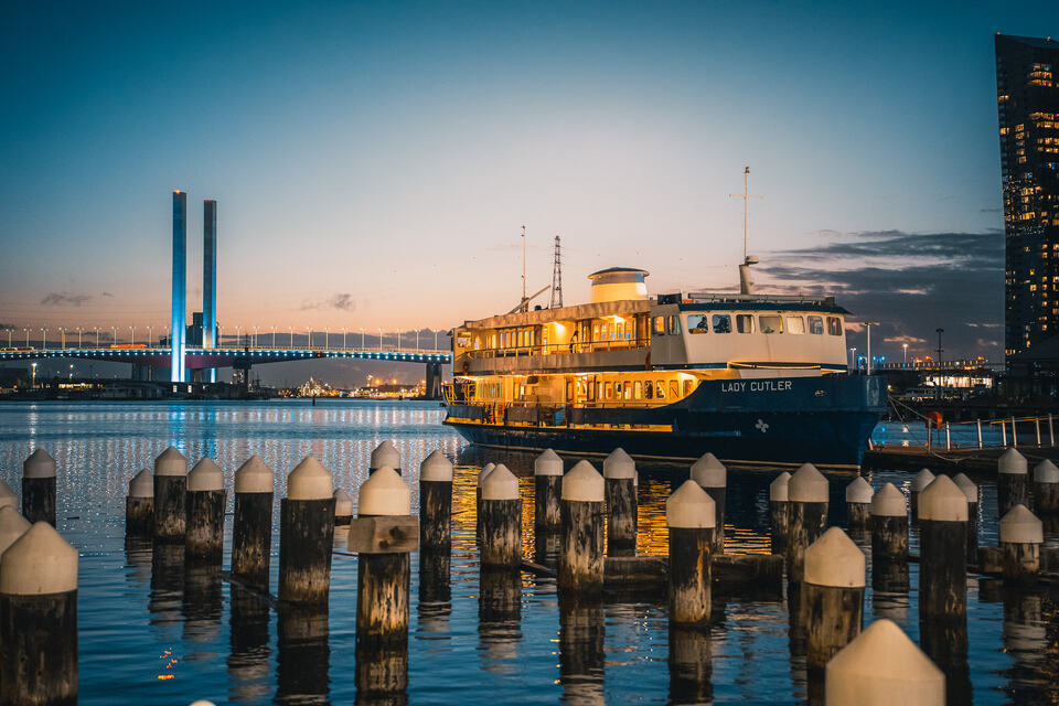 Lady Cutler showboat 