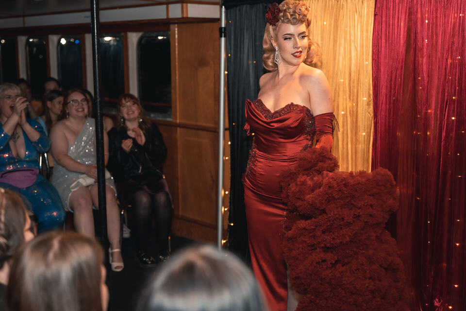 Lady Cutler showboat 